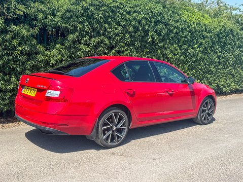 Skoda Octavia 1.5 TSI ACT SportLine Hatchback 5dr Petrol DSG Euro 6 (s/s) (150 ps) 4