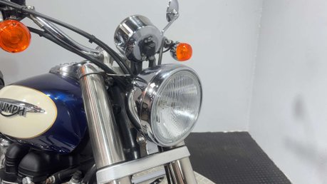 Triumph Bonneville 2008 7K EXCELLENT CONDITION CRUISER LOW RIDER 865CC 9