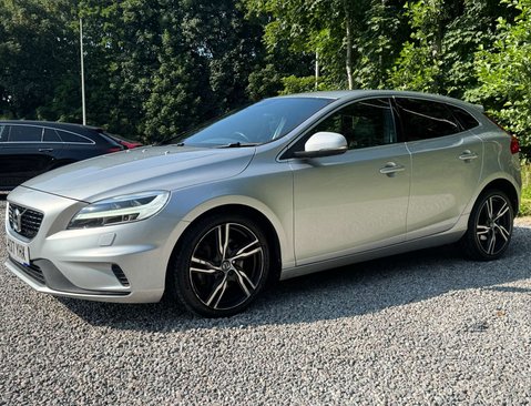 Volvo V40 2.0 V40 R-Design Pro D4 5dr 11