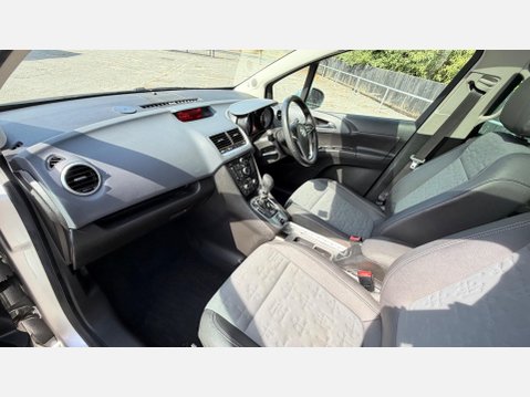 Vauxhall Meriva SE CDTI 38