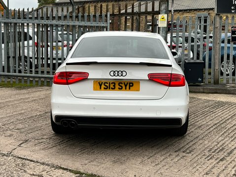 Audi A4 TDI BLACK EDITION 22
