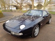 Porsche 928 GT 40