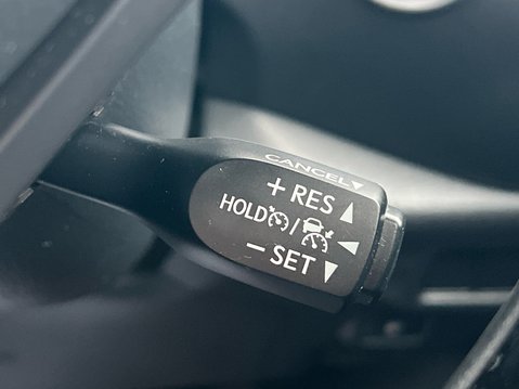 Toyota C-HR DESIGN 31