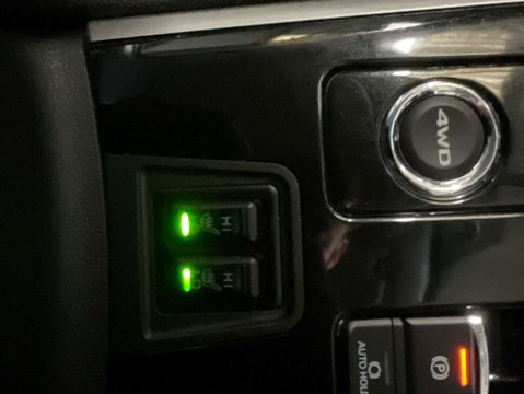 Mitsubishi Outlander 2.0 Outlander Exceed CVT 4WD 5dr 29