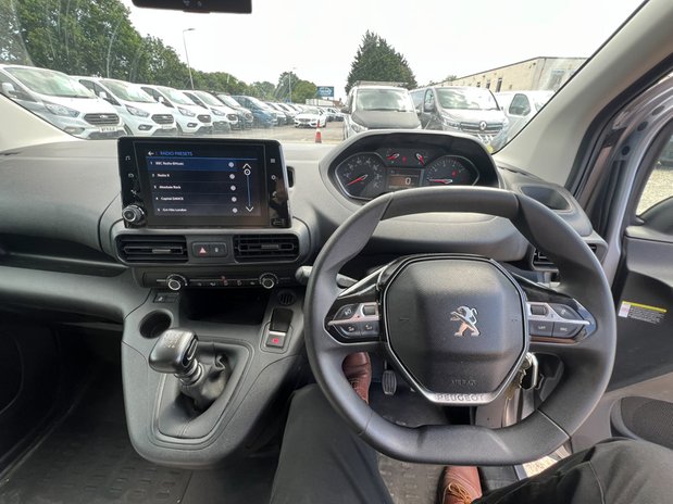 Peugeot Partner LWB L2H1 (SOLD) Low Roof Asphalt Air Con Alloys Cam Sensors EURO 6 NO VAT 48