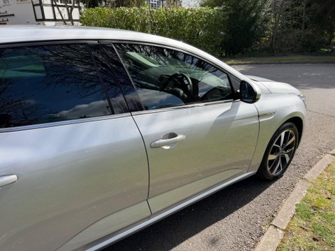 Renault Megane 1.3 TCe Iconic EDC Euro 6 (s/s) 5dr 47