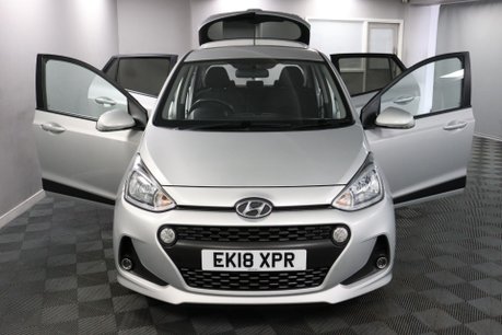 Hyundai i10 PREMIUM 7