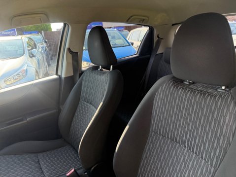 Toyota Yaris 1.0 VVT-i Edition Euro 5 5dr 18