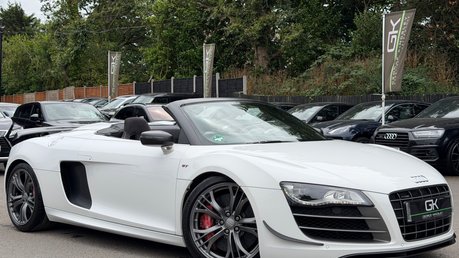 Audi R8 GT QUATTRO V10 SPYDER - 1 OF 33 - BUCKET SEATS -CERAMIC BRAKES 