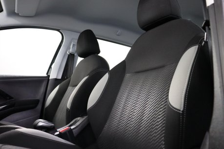 Peugeot 2008 PURETECH ACCESS A/C 35