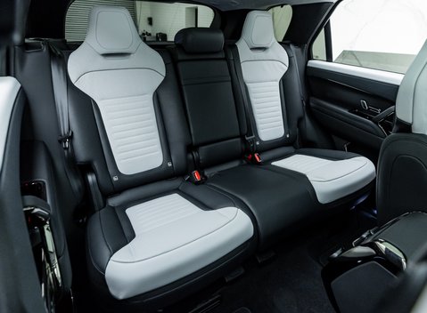 Land Rover Range Rover Sport P635 SV EDITION ONE 14