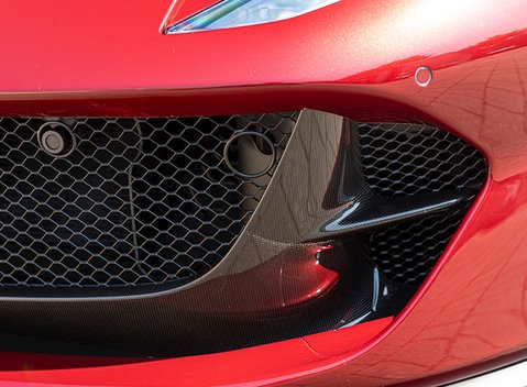 Ferrari 812 Superfast 24