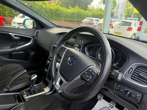 Volvo V40 2.0 T2 R-Design Euro 6 (s/s) 5dr 19