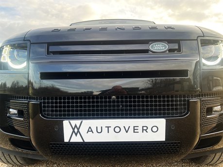 Land Rover Defender V8 33