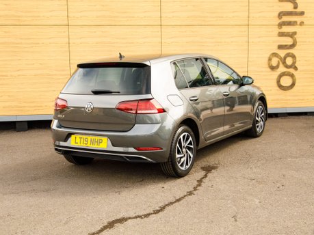Volkswagen Golf MATCH TSI