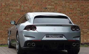 Ferrari GTC4 Lusso 12