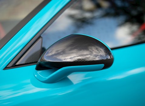 Porsche 911 (991) GT2 RS 25