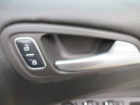Ford C-Max 1.5 TDCi Titanium Euro 6 (s/s) 5dr 38