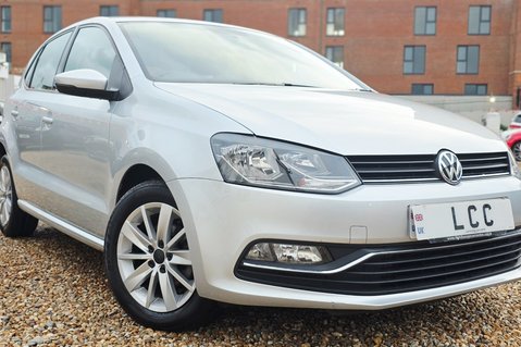 Volkswagen Polo 1.2 SE TSI AUTOMATIC.. 10 MAIN DEALER SERVICES.. £20 R/TAX..1OWNER  1