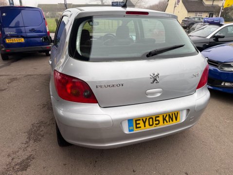 Peugeot 307 1.6 16v SE 5dr (a/c) 10