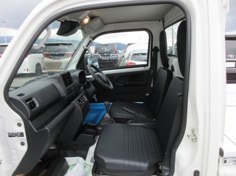 Daihatsu Hijet 4WD MANUAL 660cc KEI MINI TRUCK DELIVERY MILEAGE 13