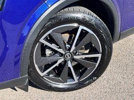 Nissan Qashqai 1.3 Qashqai Tekna DiG-T MHEV CVT 5dr 3