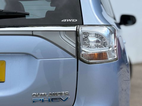 Mitsubishi Outlander 2.0 Outlander GX 4h PHEV Auto 4WD 5dr 34