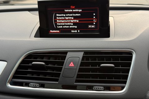 Audi Q3 TDI QUATTRO S LINE PLUS -AUTOMATIC -PAN ROOF -REAR CAMERA -HIGH BEAM ASSIST 45