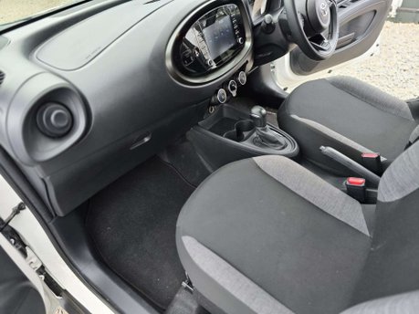 Toyota Aygo X 1.0 VVT-i Pure Hatchback 5dr Petrol x-shift Euro 6 (s/s) (72 ps) 10
