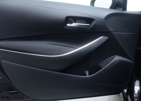 Toyota Corolla 1.8 Corolla Icon HEV CVT 5dr 47