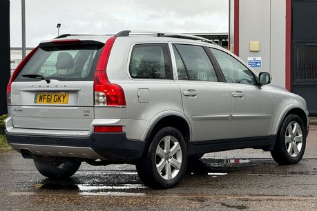 Volvo XC90 2.4 D5 SE SUV 5dr Diesel Geartronic AWD (219 g/km, 200 bhp) 8