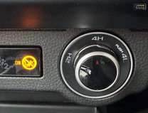 Isuzu D-Max V-Cross | AUTO | 1.9LT | AC | Sensors | Camera | Tow Bar| 42