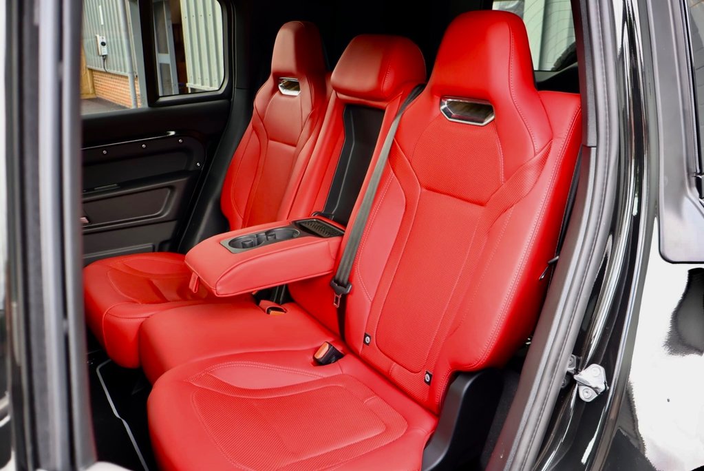 Land Rover Defender 110 D350 HARD TOP X-DYNAMIC HSE WITH THE ALL NEW SKR FULL BODY KIT SVR SEATS  18