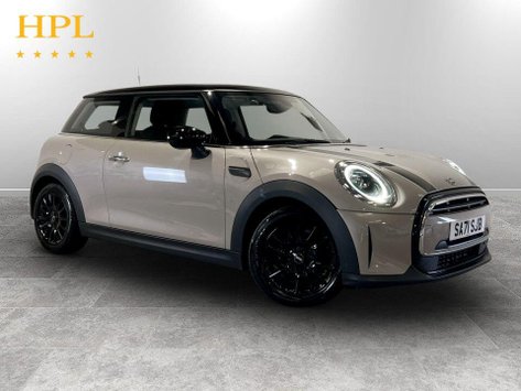 Mini Hatch 1.5 Cooper Classic Hatchback 3dr Petrol Steptronic Euro 6 (s/s) (136 ps) 2