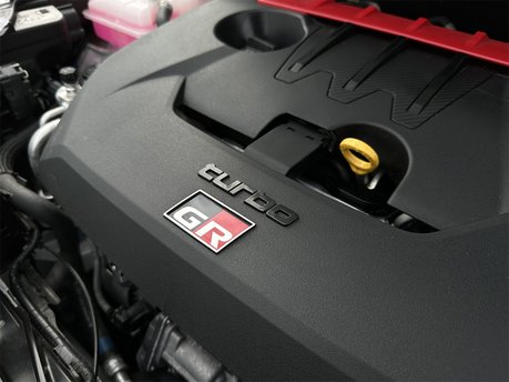 Toyota Yaris GR-Y CIRCUIT 89