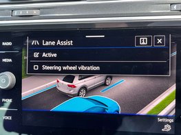 Volkswagen Tiguan 2.0 Tiguan R-Line TDI Semi-Auto 5dr 61