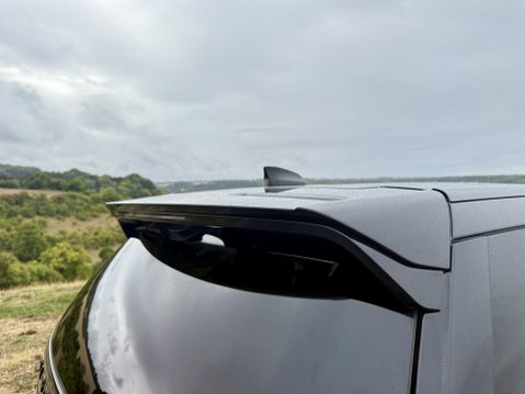 Land Rover Discovery TD6 HSE 17