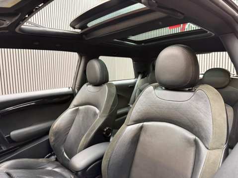 Mini Hatch 2.0 Cooper S Auto Euro 6 (s/s) 3dr 49