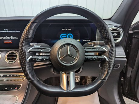 Mercedes-Benz E Class 2.0 E 300 AMG Line de Auto 4dr 71