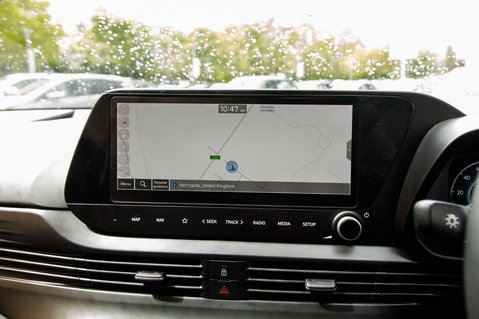 Hyundai BAYON T-GDI PREMIUM MHEV 24