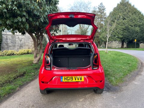 Volkswagen Up MOVE UP TECH EDITION 30