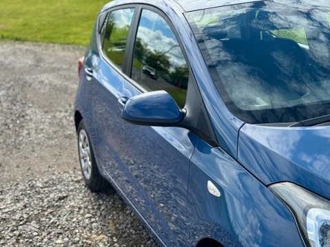 Hyundai i10 SE 12