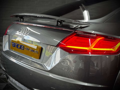 Audi TT 1.8 TT Black Edition TFSI 3dr 31