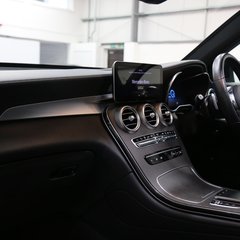 Mercedes-Benz GLC 300 DE 4Matic AMG Line Premium Plus - Full Mercedes Benz Service History 4