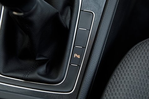 Volkswagen Golf SE NAVIGATION TSI BLUEMOTION TECHNOLOGY 37