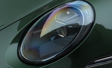 Porsche 911 GT3 TOURING (992) 31