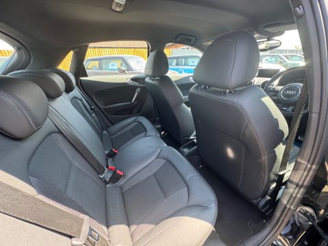 Audi A1 SPORTBACK TFSI S LINE 38