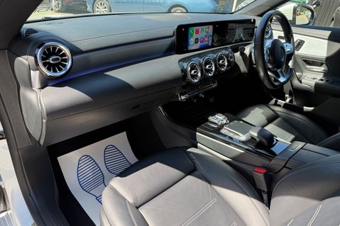 Mercedes-Benz CLA Class CLA 220 D AMG LINE PREMIUM PLUS - PANORAMIC ROOF 24