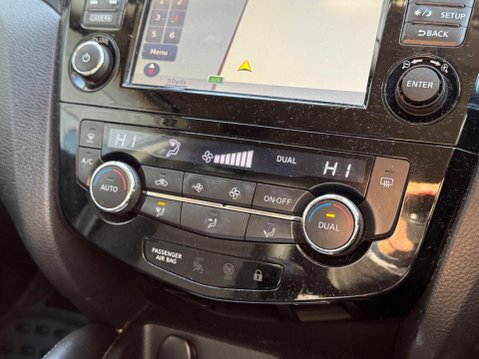 Nissan Qashqai 1.5 dCi n-tec 2WD Euro 5 (s/s) 5dr 16