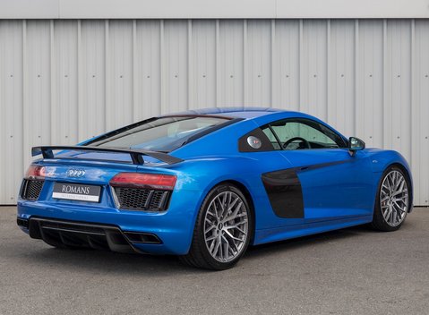 Audi R8 V10 Plus 7